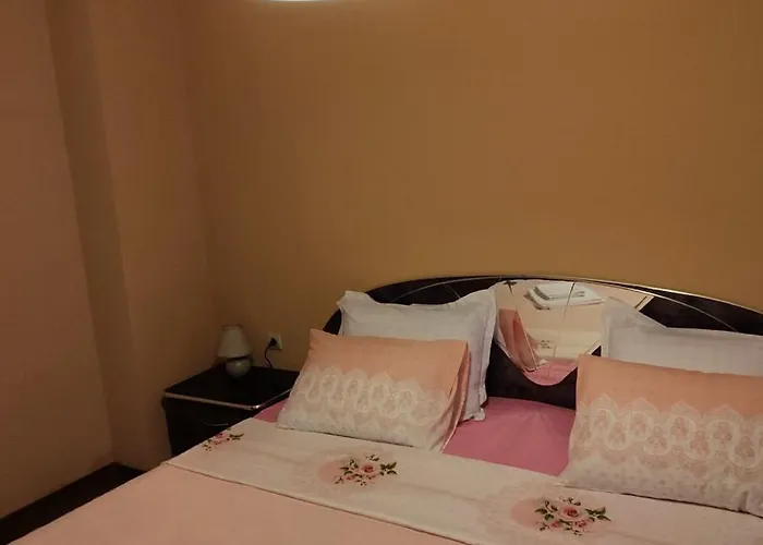 Apartament Eleny *