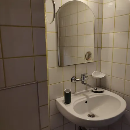Eleny Apartment *